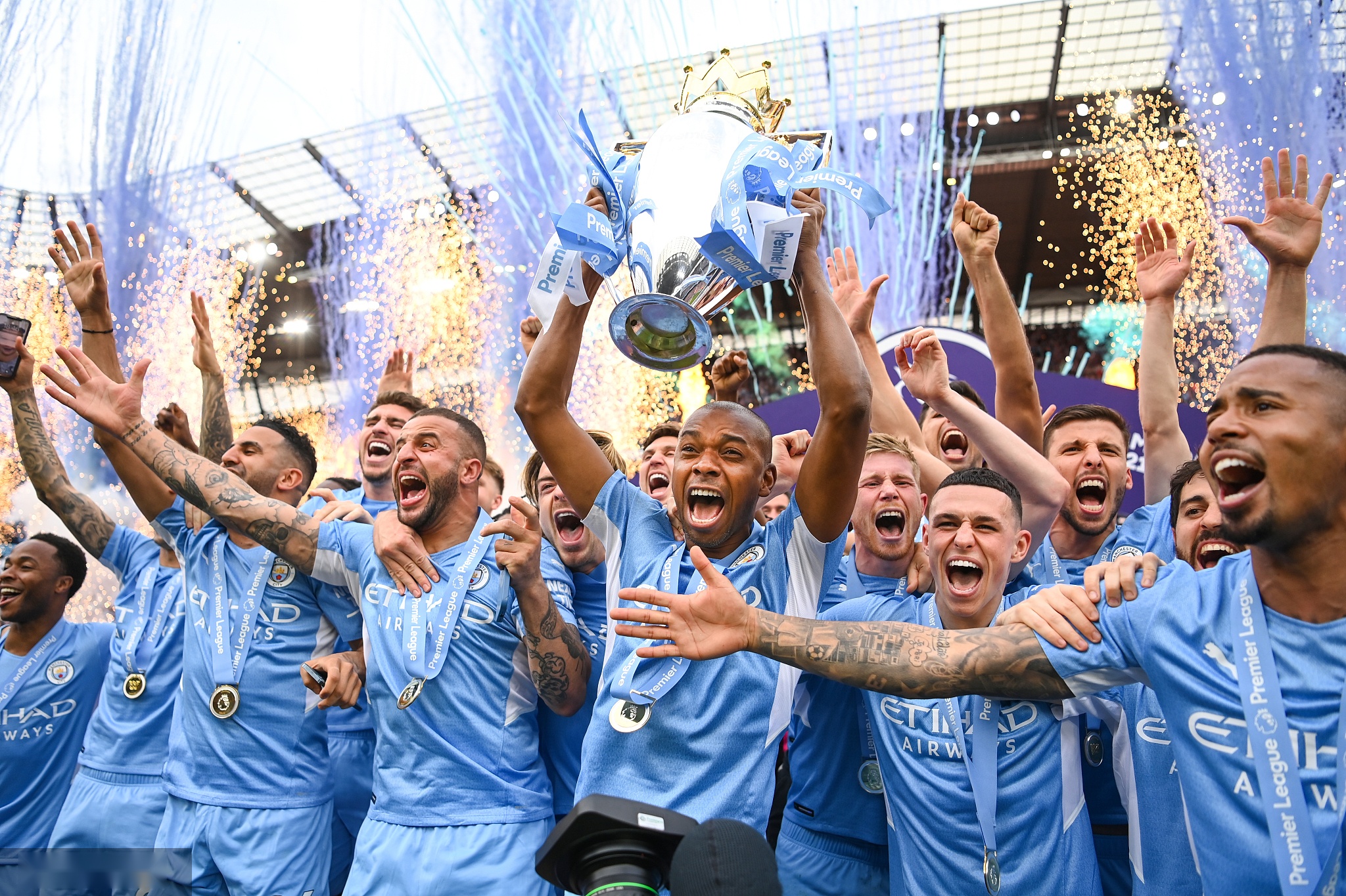 賽季報銷時 賽季報銷時