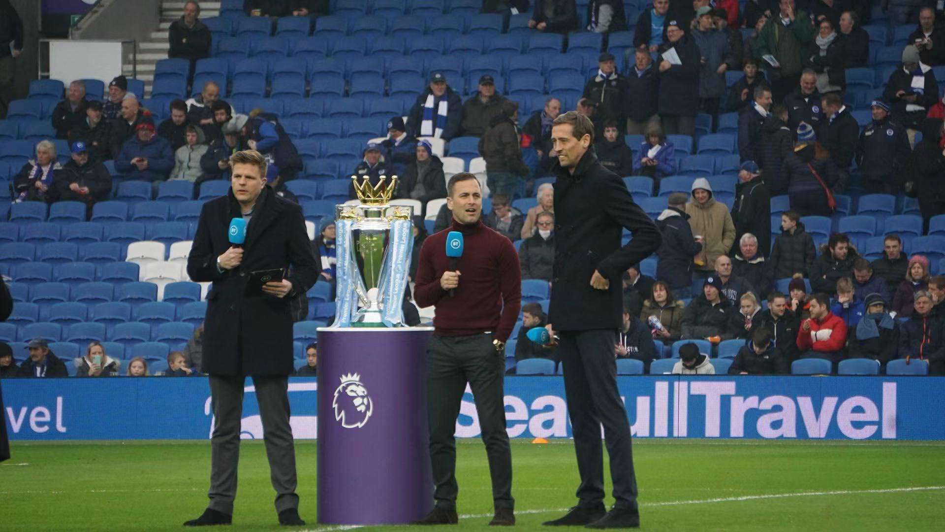 篮板贡献突 篮板贡献突